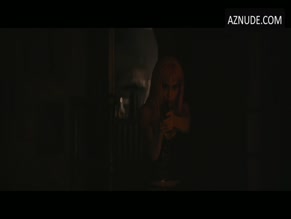 ZOE KRAVITZ NUDE/SEXY SCENE IN THE BATMAN